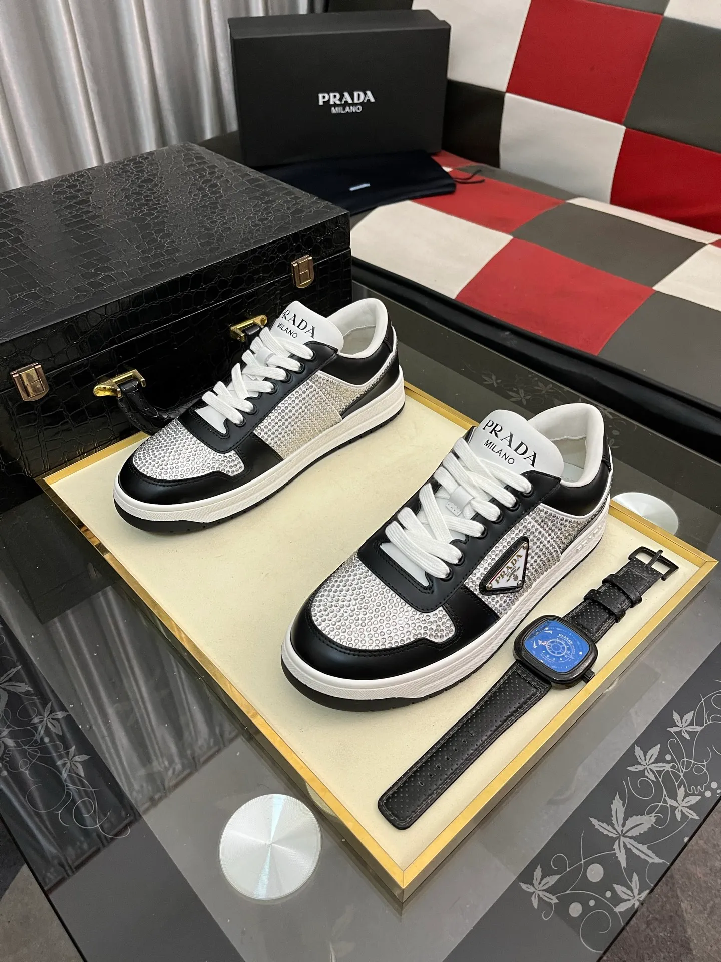 Men's shoes 💰680⌚️⌚️【PRADA】Prada - high-end quality original order 🔍🔍🔍casual sports shoes - Upper: 🔝 Nappa calfskin, perforated calfskin, shoe body sewn brand metal fasteners, tongue screen-printed high frequency brand logo - Lining: water-dyed cowhide - Outsole: ultra-light TPU foam rubber; two-color molded outsole -Ultra-high quality control and fine workmanship: outstanding (high-end, extravagance, class) -Size: 38-44 (45, can be customized)
